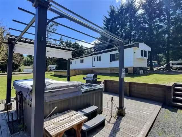 Manufactured Home for sale in Honeymoon Bay, 6855 Charles Pl.