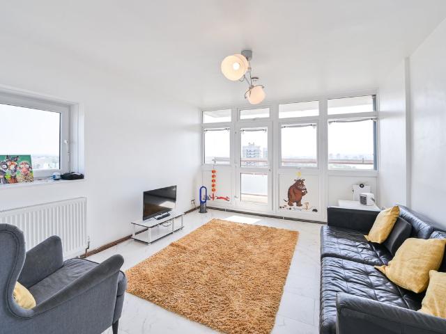 Manwood Street, North Woolwich E16, Block of flats to rent, £2,000 pcm | PrimeLocation