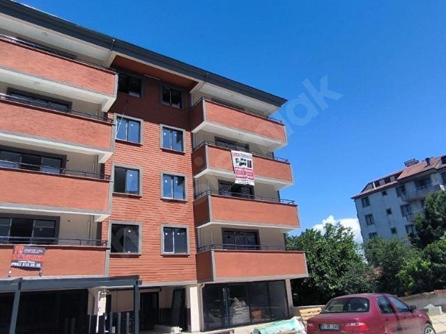 MANYAS ÇARŞI MERKEZİNDE SIFIR 2+1 SATILIK DAİRE