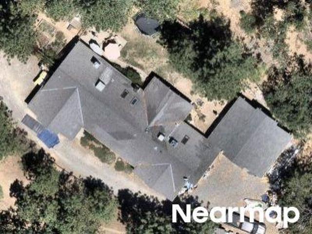 Manzanita Lake Dr