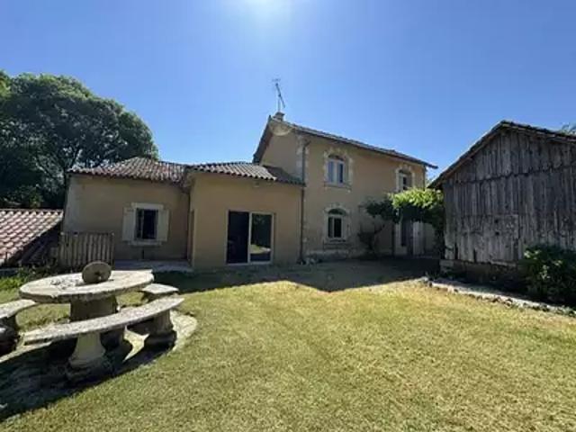 Manzac sur Vern 24110 Achat / Vente maison 7 pièces t7 jardin terrasse