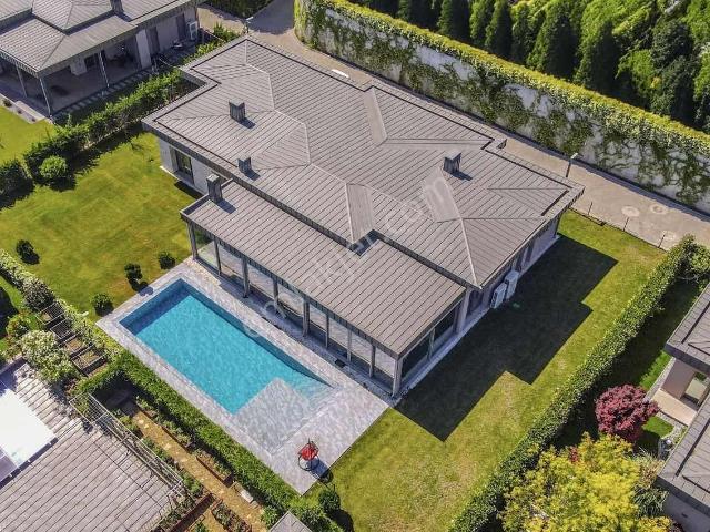 Manzara Vadi 'de Havuzlu Modern Tek Katlı 6+1 Villa