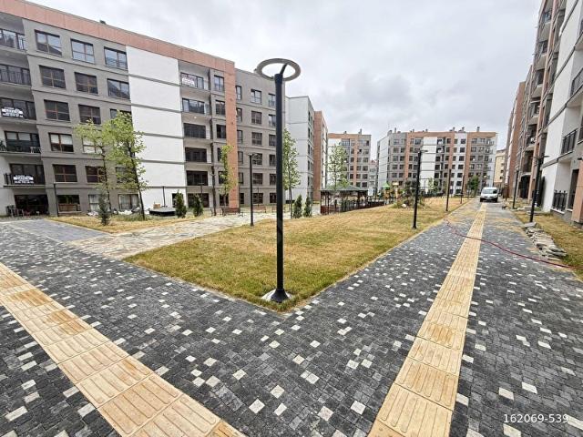 MANZARA YÜKSEK KAT GENİŞ BALKON GENİŞ DAİRE K.MUTFAK 2+1 KİRALIK