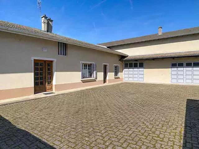 Manziat 01570 Achat / Vente maison 5 pièces t5 au dernier étage cave