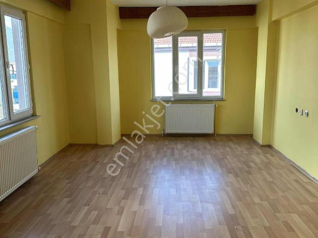 Manastır Emlak'tan Dereboyunda 3+1 Satılık Daire. !