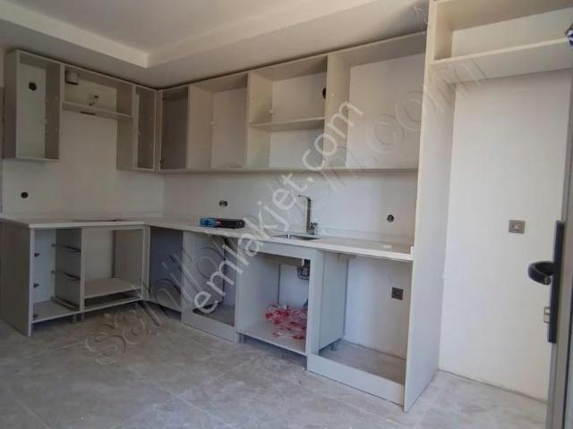 Manavgat Çamlık Mah Satılık 3+1 Ara Kat