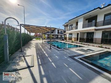 MANAVGAT EVRENSEKİ MAH HAVUZLU SİTEDE SATILIK 2+1 DAİRE