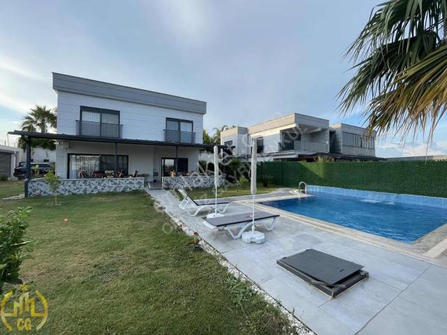 Manavgat Evrenseki'de Satılık Lüks 5+1 Müstakil Havuzlu Villa
