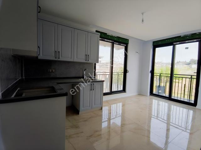 Manavgat Ilıca Maya Koleji Yanı Havuzlu 1+1 Lüks Daire