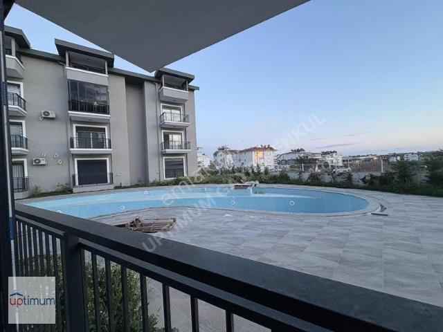 Manavgat/ılıca'da Havuzlu Sitede Kiralık Sıfır 1+1 Daire
