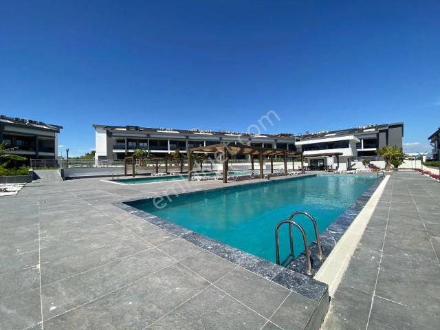 Manavgat Side Nova Life Sitesinde Satılık Eşyalı 1+1 Daire