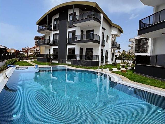 Manavgat Side'de Havuzlu Satılık 2+1 Daire