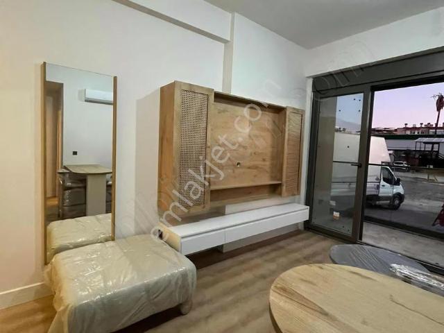 Manavgat'ta Site İçerisinde 1+1 Dairede