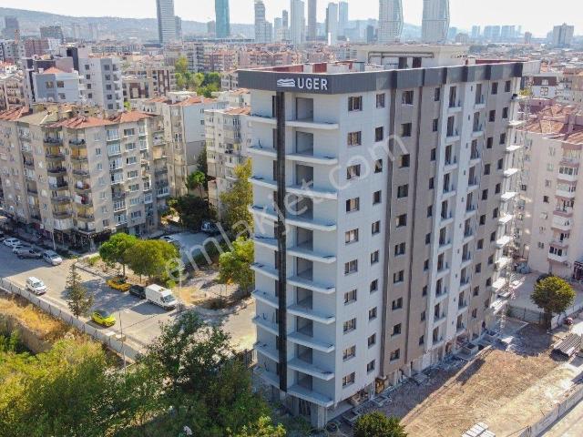 Manavkuyu Mahallesi Yüzbaşı İbrahim Hakkı Caddesi 3+1 Satılık