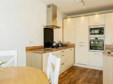 Manchester, M40 5NW, United Kingdom | 4 bed duplex for rent #165284899 | Rentberry
