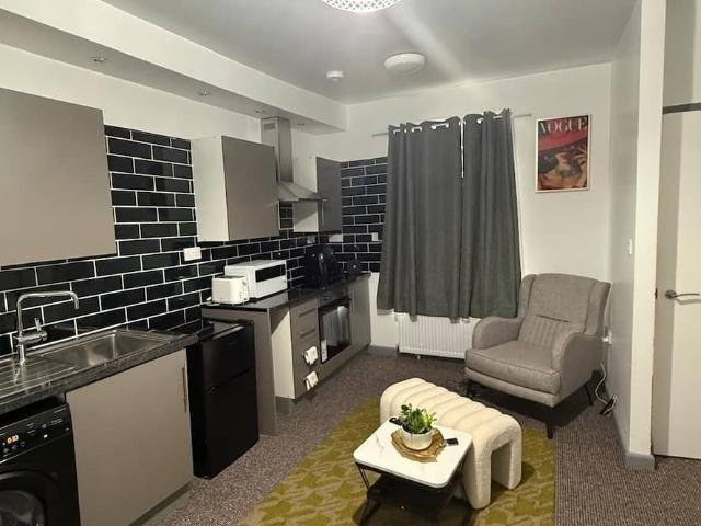 Manchester, M40 2JF, United Kingdom | 2 bed apartment for rent #170792669 | Rentberry
