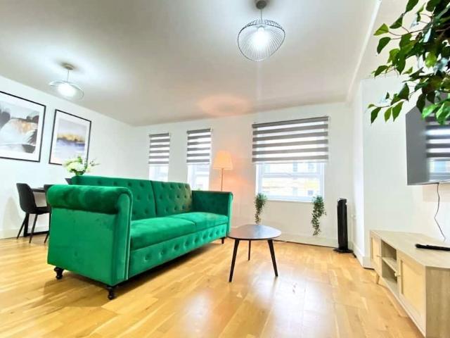 Manchester, M4 1LR, United Kingdom | 2 bed apartment for rent #147476420 | Rentberry