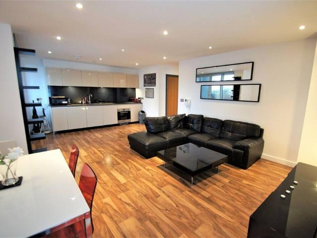 Manchester, M4 7AY, United Kingdom | 3 bed house for rent #96881846 | Rentberry