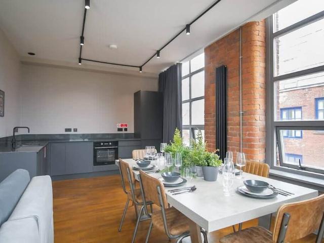 Manchester, M4 7BH, United Kingdom | 2 bed apartment for rent #96732653 | Rentberry