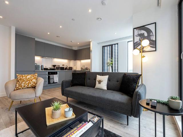 Manchester, M4 7BT, United Kingdom | 2 bed apartment for rent #160769879 | Rentberry