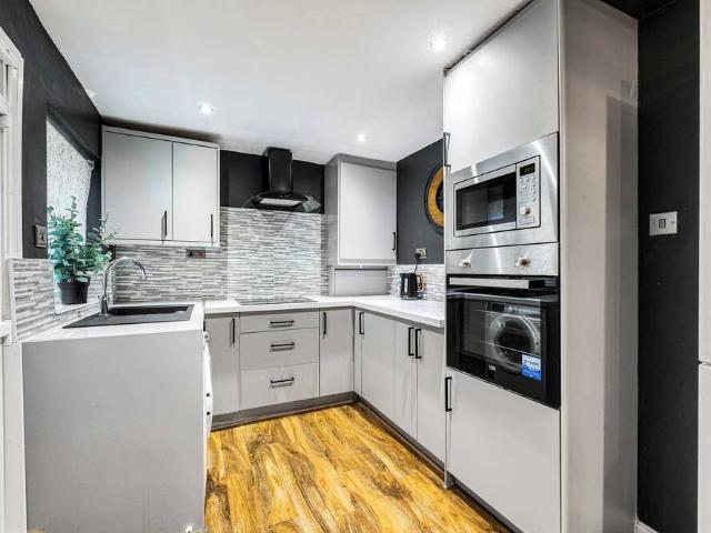 Manchester, M9 8BT, United Kingdom | 3 bed house for rent #136142326 | Rentberry