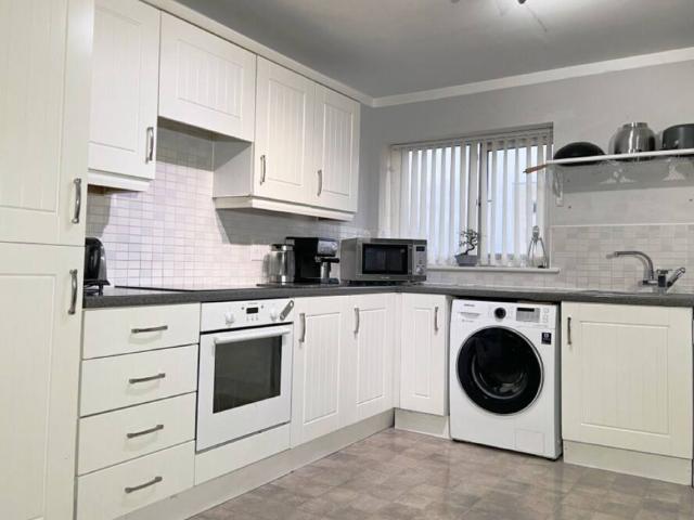 Manchester, M11 2DL, United Kingdom | 2 bed apartment for rent #164925457 | Rentberry
