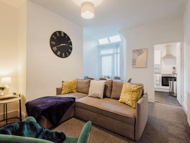 Manchester, M11 3TA, United Kingdom | 3 bed house for rent #147295850 | Rentberry