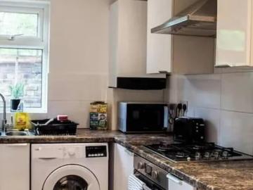 Manchester, M14 7PU, United Kingdom | 3 bed house for rent #165871560 | Rentberry