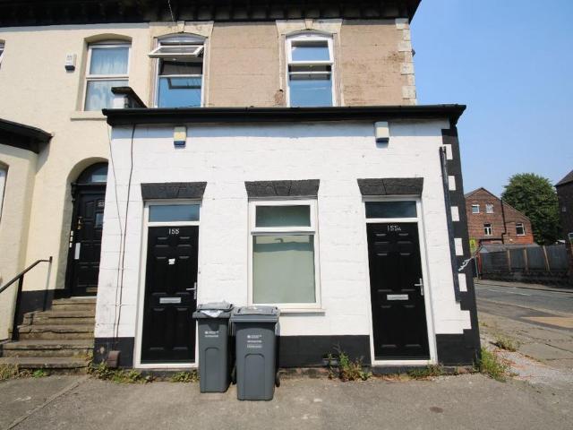 Manchester M14 2 bed apartment to rent £1,150 pcm £265 pw