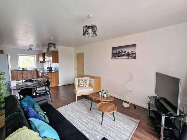 Manchester, M15 6AZ, United Kingdom | 3 bed apartment for rent #147229018 | Rentberry