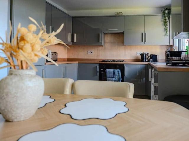 Manchester, M18 7GA, United Kingdom | 3 bed house for rent #167306486 | Rentberry