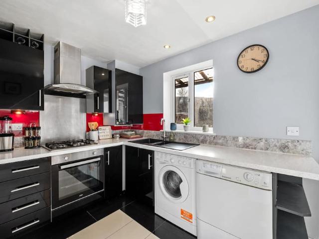 Manchester, M18 7TE, United Kingdom | 3 bed house for rent #165032274 | Rentberry