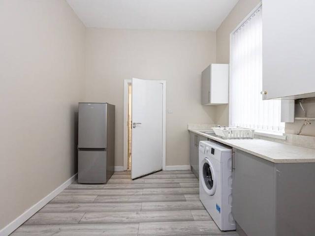 Manchester, M19 2DS, United Kingdom | 3 bed house for rent #147379180 | Rentberry