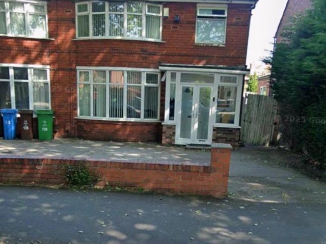 Manchester M20 3 bed semi detached house to rent £1,600 pcm £369 pw