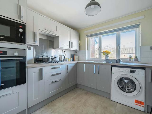 Manchester, M22 4LB, United Kingdom | 2 bed apartment for rent #147408690 | Rentberry