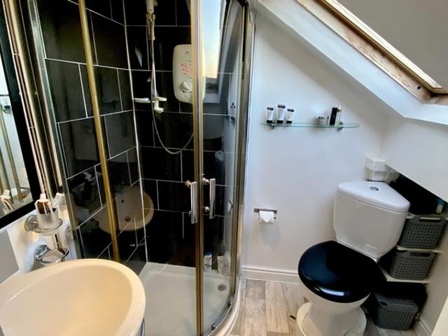 Manchester, Moss Side, ENGLAND, GB | Room for rent #155620034 | Rentberry