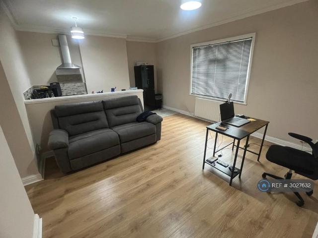 Manchester Rd, Northwich, CW9 2 bed flat to rent £820 pcm £189 pw