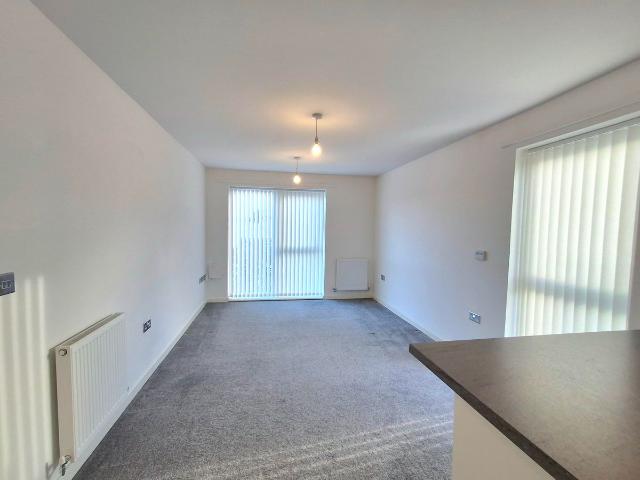 Manchester Road, Altrincham WA14, 2 bed flat to rent, £1,200 pcm | PrimeLocation
