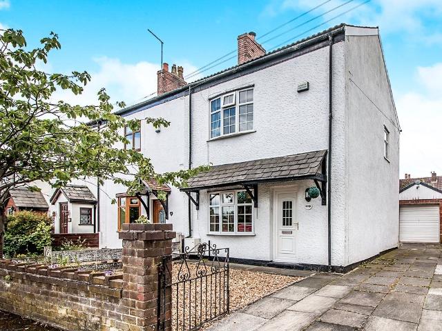 Manchester Road, Astley, Tyldesley, Manchester M29, 2 bed end terrace house to rent, £1,100 pcm | PrimeLocation