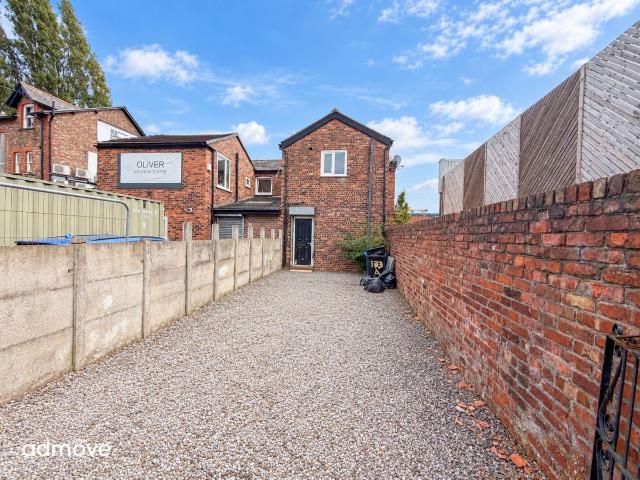 Manchester Road, Broadheath WA14, 1 bed flat to rent, £1,200 pcm | PrimeLocation