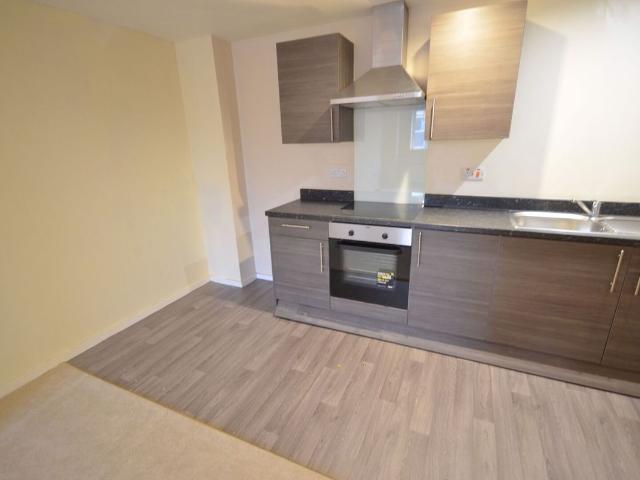 Manchester Road, Burnley BB11, 1 bed flat to rent, £625 pcm | PrimeLocation