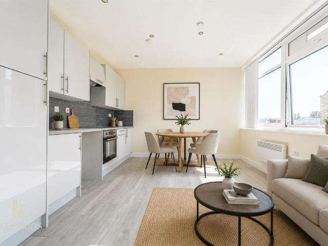 Manchester Road, Burnley BB11, 2 bed flat to rent, £650 pcm | PrimeLocation