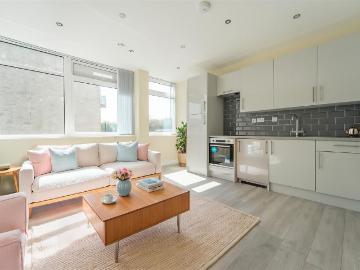 Manchester Road, Burnley BB11, 2 bed flat to rent, £695 pcm | PrimeLocation