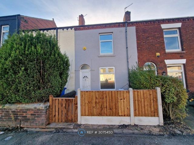 Manchester Road East, Manchester M38, 2 bed terraced house to rent, £950 pcm | PrimeLocation