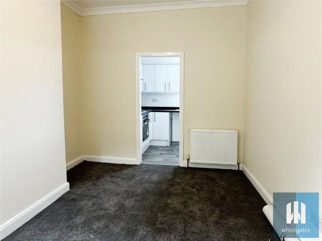 Manchester Road, Milnsbridge, Huddersfield, HD4