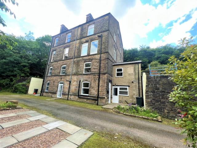 Manchester Road, Stocksbridge, S36 2DS