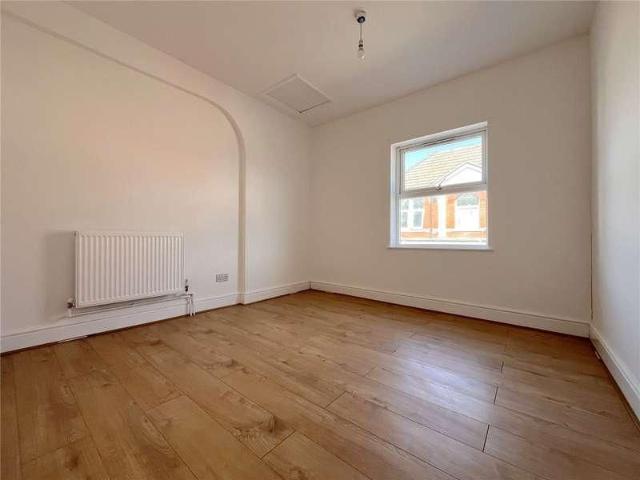 Manchester Road, Swindon, Wiltshire, SN1