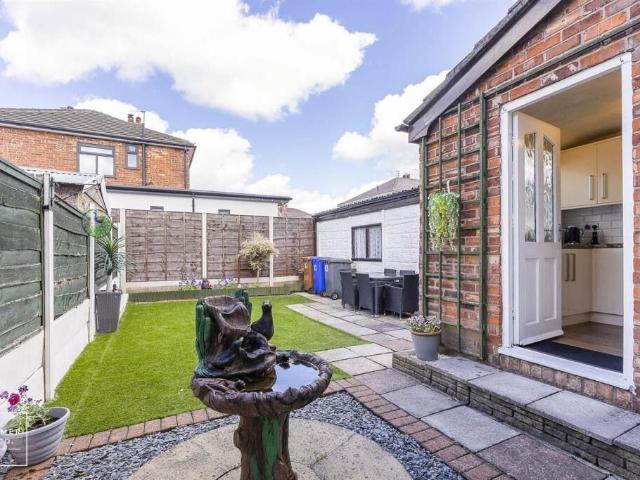 Manchester Road, Swinton, Manchester M27, 3 bed semi detached house to rent, £1,350 pcm | PrimeLocation