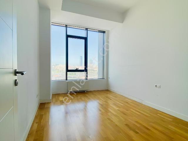 Mandarıns Metrobüse 3 Dk Yürüme Mesafesinde Kiralık 1+1 Daire