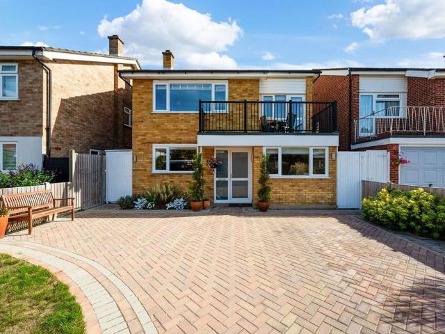 Mandeville Drive, Surbiton KT6, 5 bed detached house to rent, £5,500 pcm | PrimeLocation